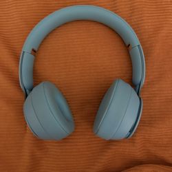Solo Beats Light Blue Used