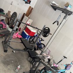 Weight bench 