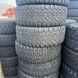 Vendo 285/70/R17 Bfgoodrich Por $200 🚀🇺🇸☎️