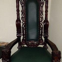 Lion Throne Chair