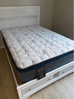 Full size mattress pillow top 12”.   New mattress in a plastic sealed