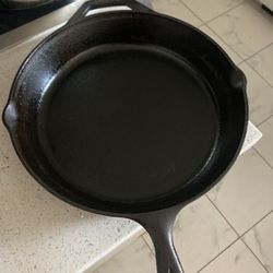 Lodge Cast Iron Skillet 12 Inches