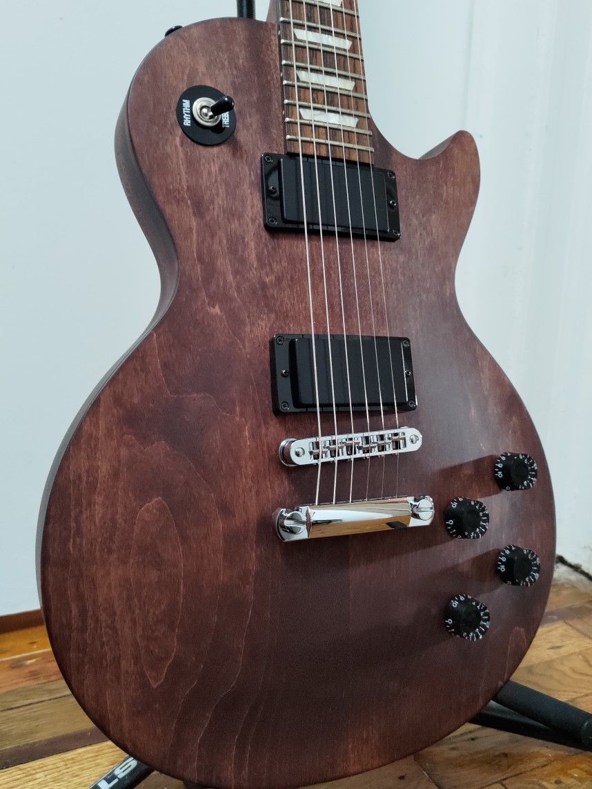 Sell/Trade 2013 Gibson Les Paul LPJ, Pristine Condition
