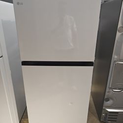 LG 27inch top freezer refrigerator