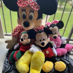 Mickey Mouse & Minnie 