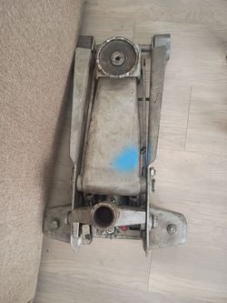3 ton floor jack with pole