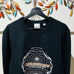 BURBERRY GLOBAL LOGO PRINT , Visit Our Profile For More Items Available…