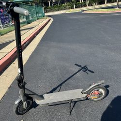 5th Wheel Foldable Electric Scooter 