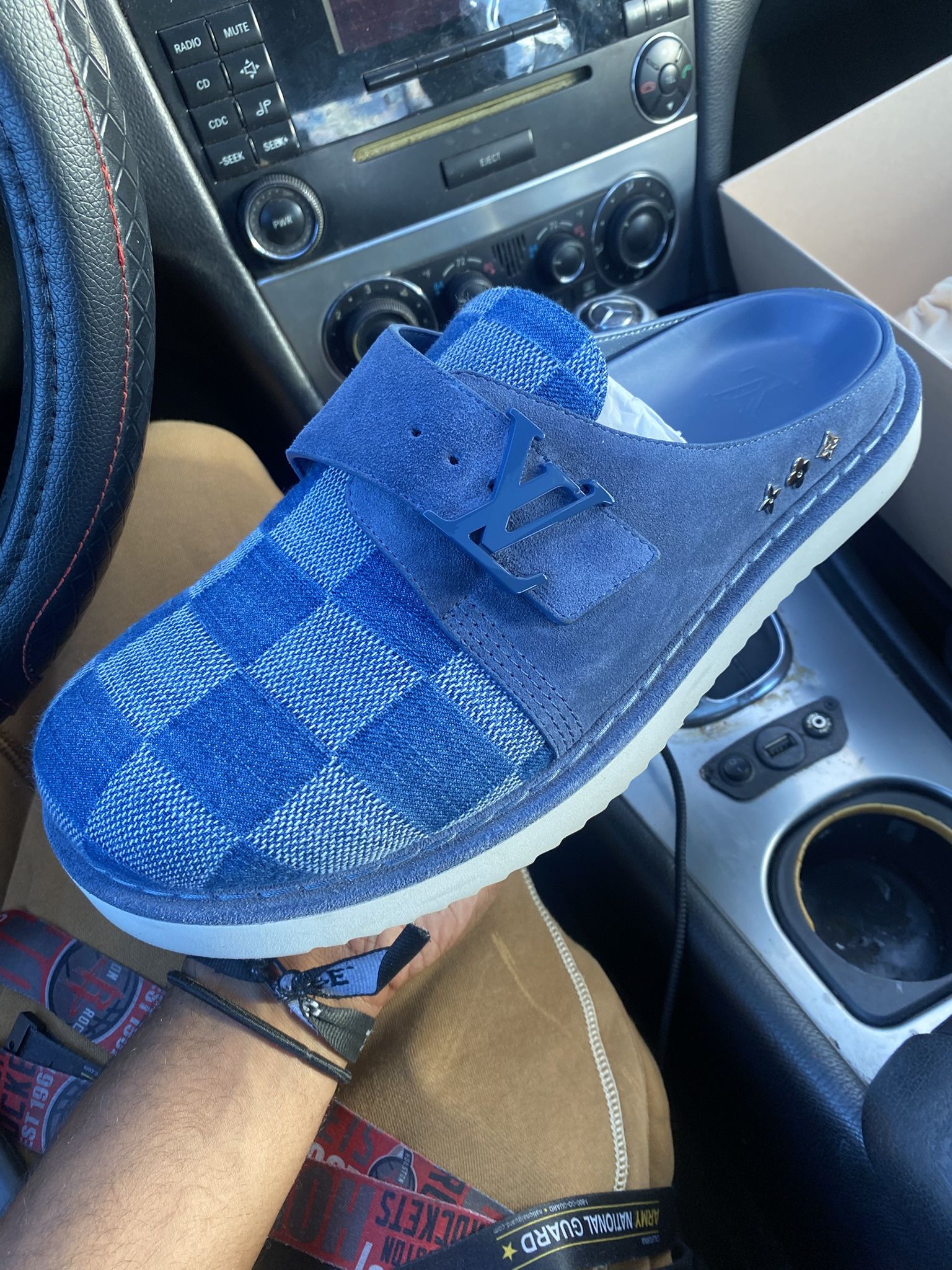 LOUIS VUITTON Clog Easy Mules 'Blue Denim Plaid'