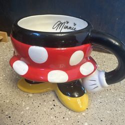 Minnie Authentic Mug