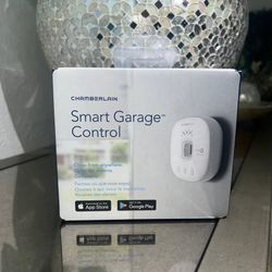 Chamberlain myQ-G0401 Wi-Fi Smartphone Garage Door Opener Control New Unopened