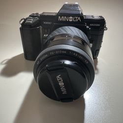 Minolta 7000 Maxxum 35 Mm Film Camera 