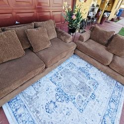 Beautiful Living Room Set 2 Couches Totally Deep Clean Good Condition 