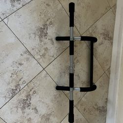 Pull Up Bar