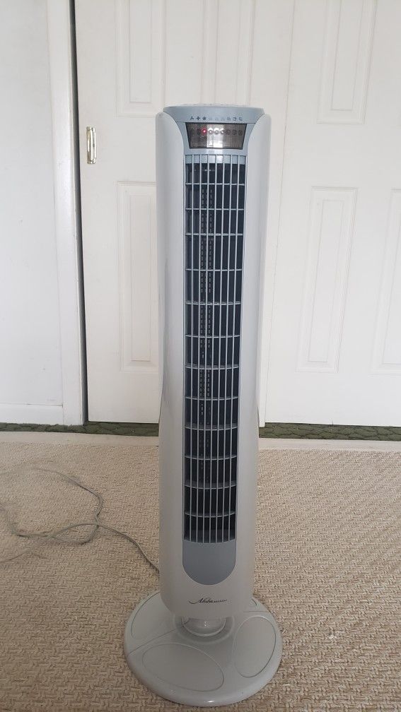 Tower Fan 34 Inch for Sale in Gretna, LA - OfferUp