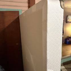 Queen Box spring 
