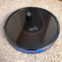 Eufy RoboVac 30C (WiFi) – Works Great – New Battery