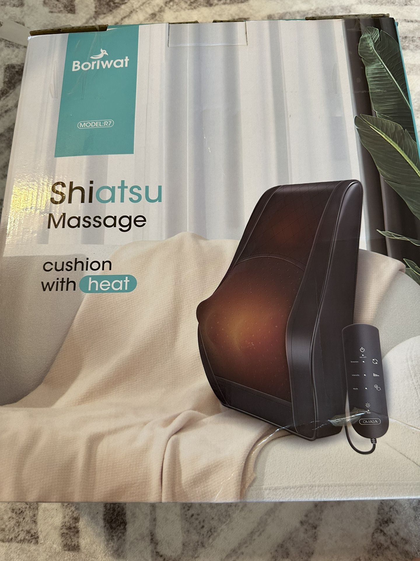 Boriwat R7 Back Massager with Heat User Manual