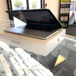 MacBook Pro 2.7 GHz Intel Core i5 8GB