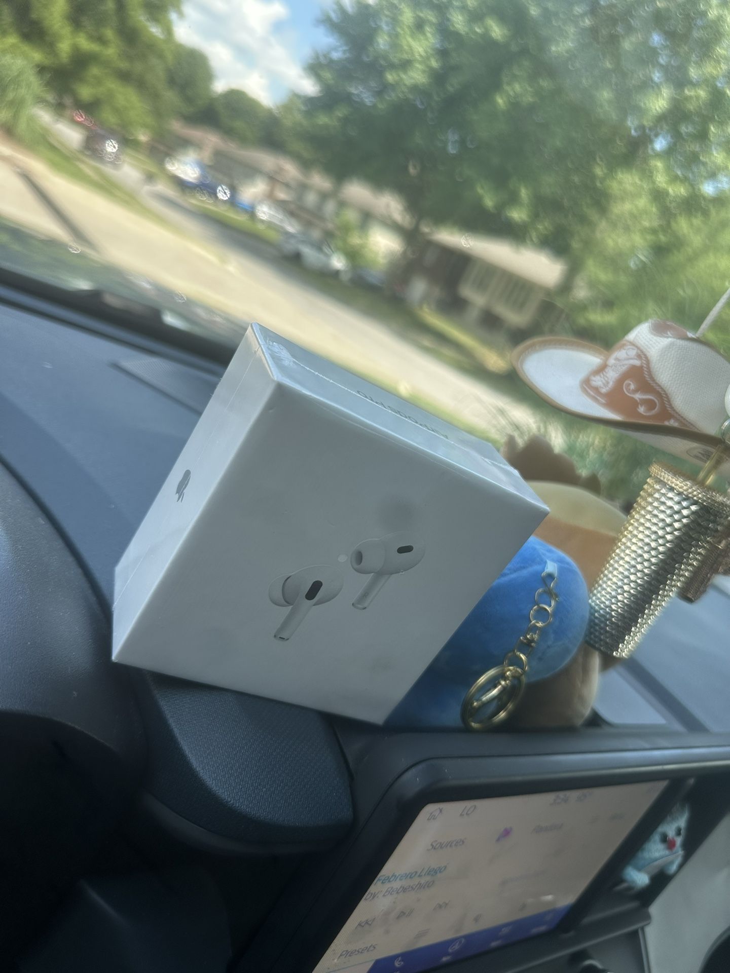 Apple AirPods 4 Wireless Headphones, Bluetooth Headphones, with Active Noise Cancellation (Renewed)