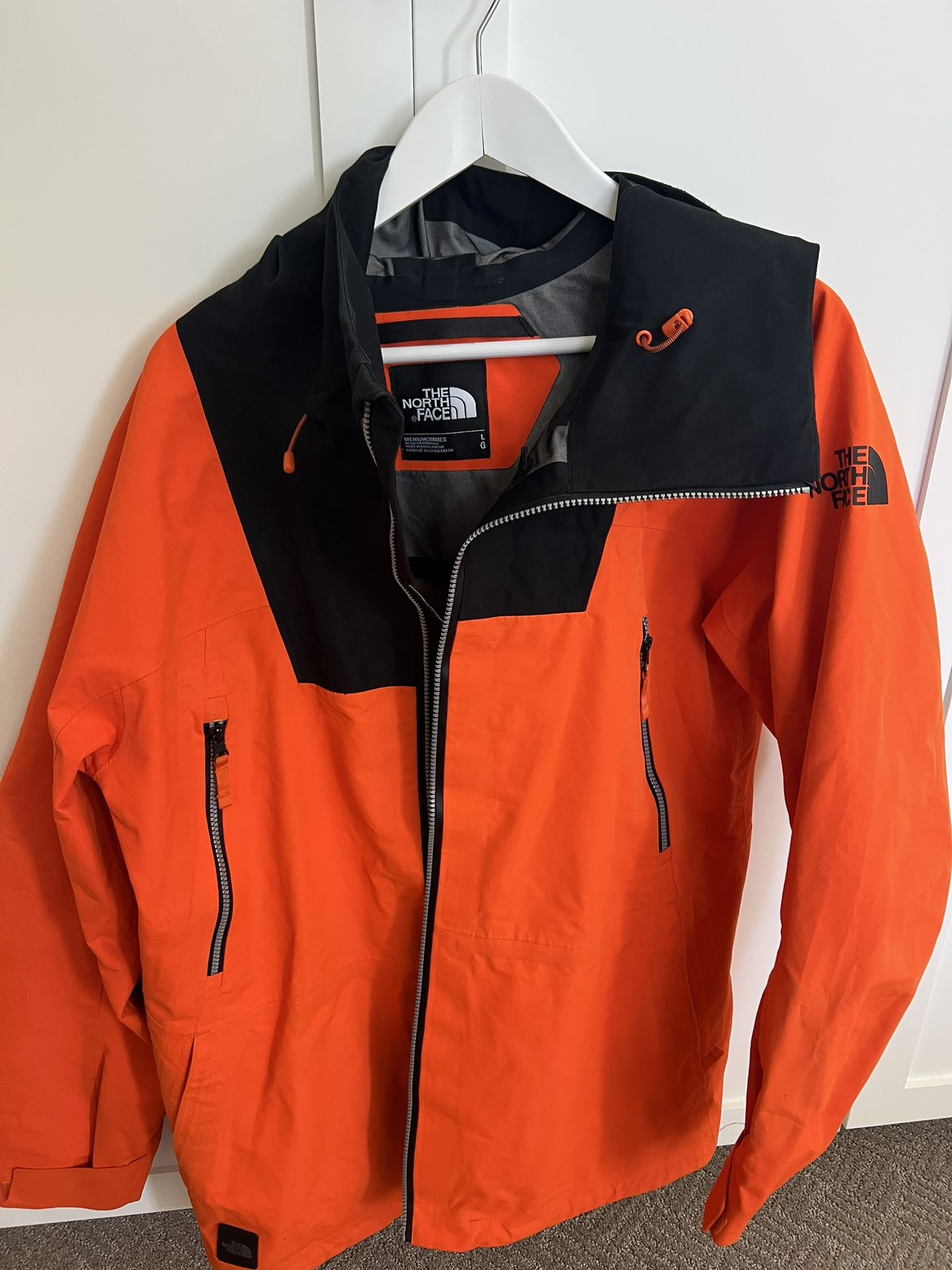 North Face Shell Orange Large for Skiing