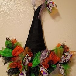 Witches Hat Wreath