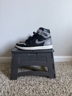 Air Jordan 1 Retro High Shadow Sneaker
