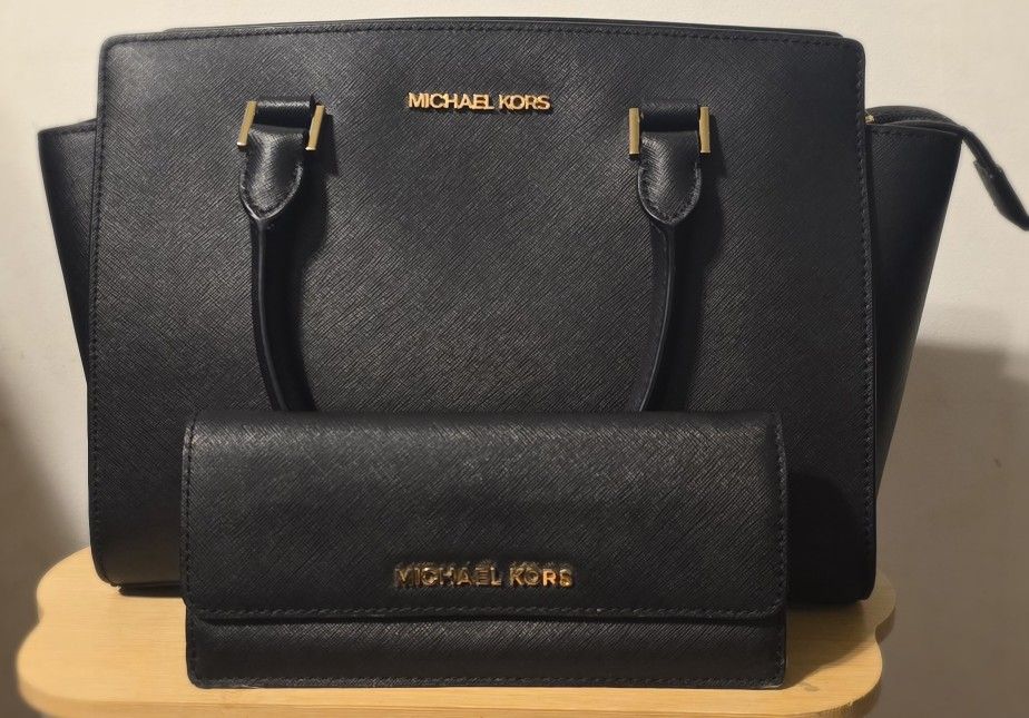 Michael Kors Selma Purse & Wallet Set
