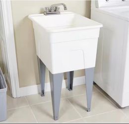 MUSTEE Utilatub Laundry Tub Combo - 24" x 18" (NEW)