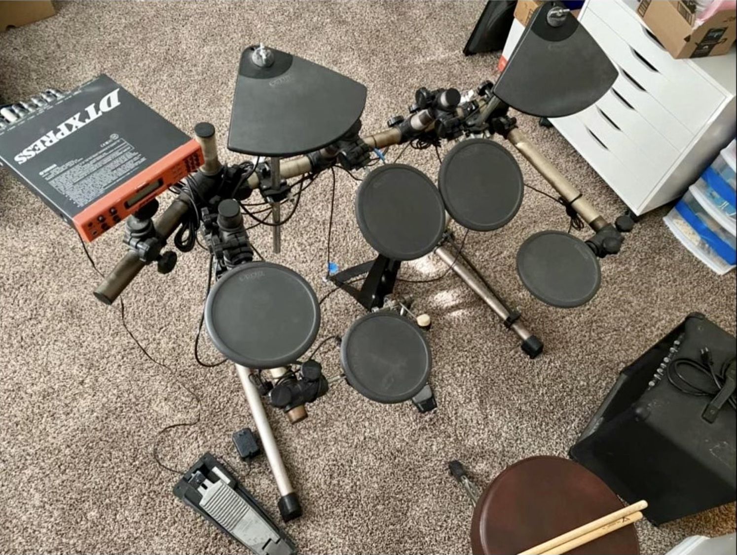 Yamaha Electric Drum Set DTXPRESS w Bass Amp Push See More for All Details