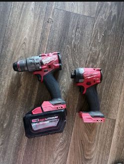 Milwaukee M18 Fuel Drill & Impact Driver Combo