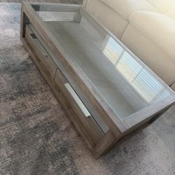 Coffee Table & Accent Table