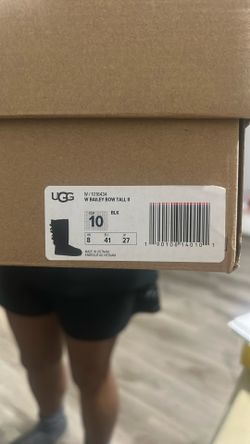 ugg boots black
