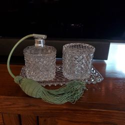 Antique Glass Bathroom Set