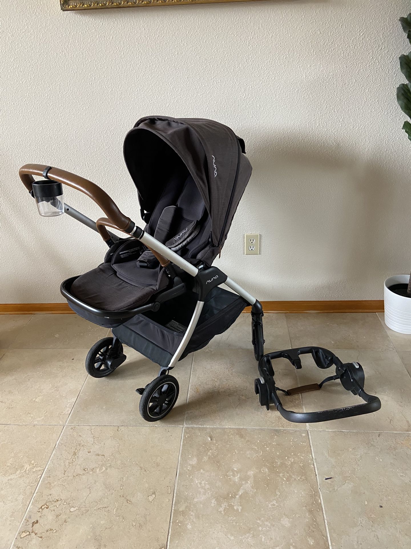Nuna Triv Stroller with adapter