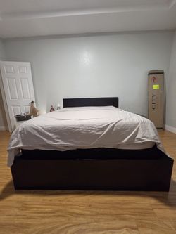Bed queen.