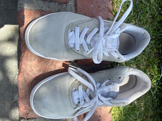 Nike kids shoes size 3Y