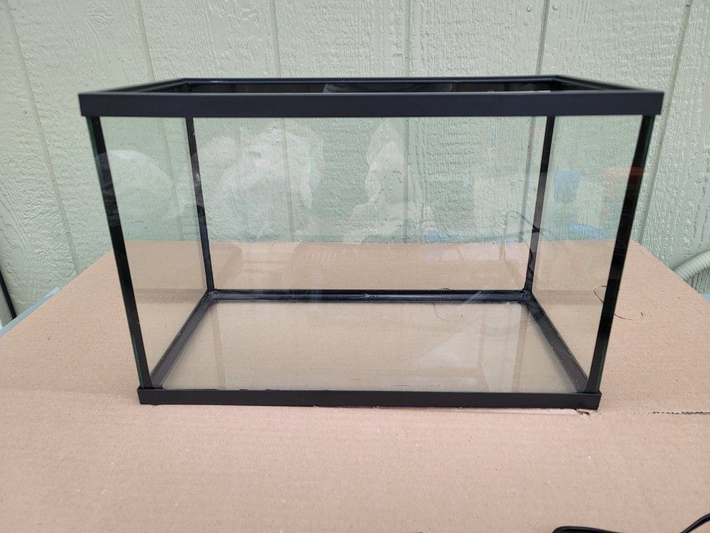 5 Gallon Fish Tank.