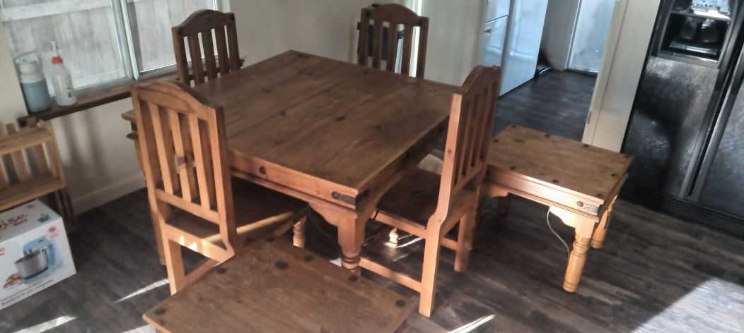 Wood Kitchen Table With 4 Chairs And 2 End Tables