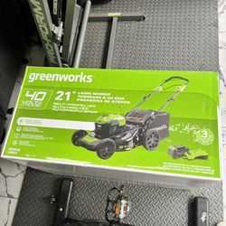 Greenworks 40V Brushless Self-Propelled Lawn Mower, 21-Inch Electric Lawn Mower