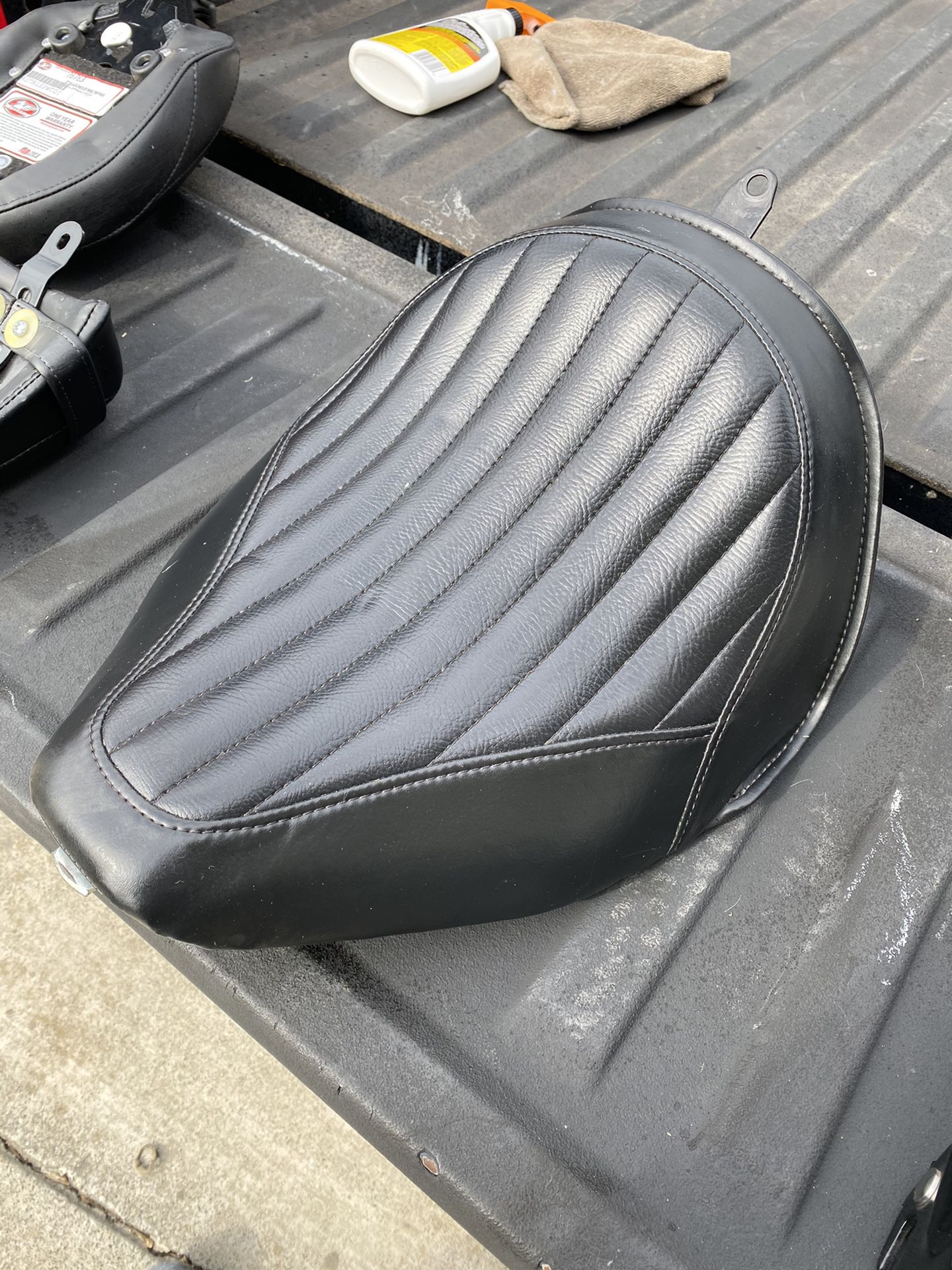 Multiple Harley seats. Sportster and softail slim make an offer