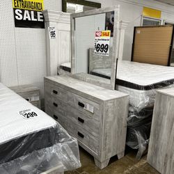 NEW 4pc. QUEEN Bedroom Set (Reg. $800)