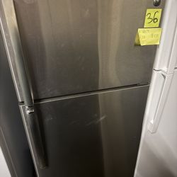 GE Stainless Steel Refrigerator 