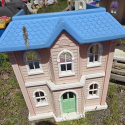 Doll Houses