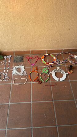 Costume Jewelry  💎 👑 $120