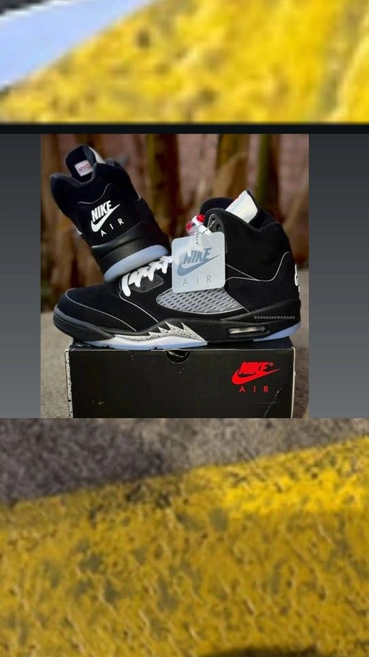 JORDAN 5 BLACK REIMAGINED MEN SIZE 11.5,12,12.5,13