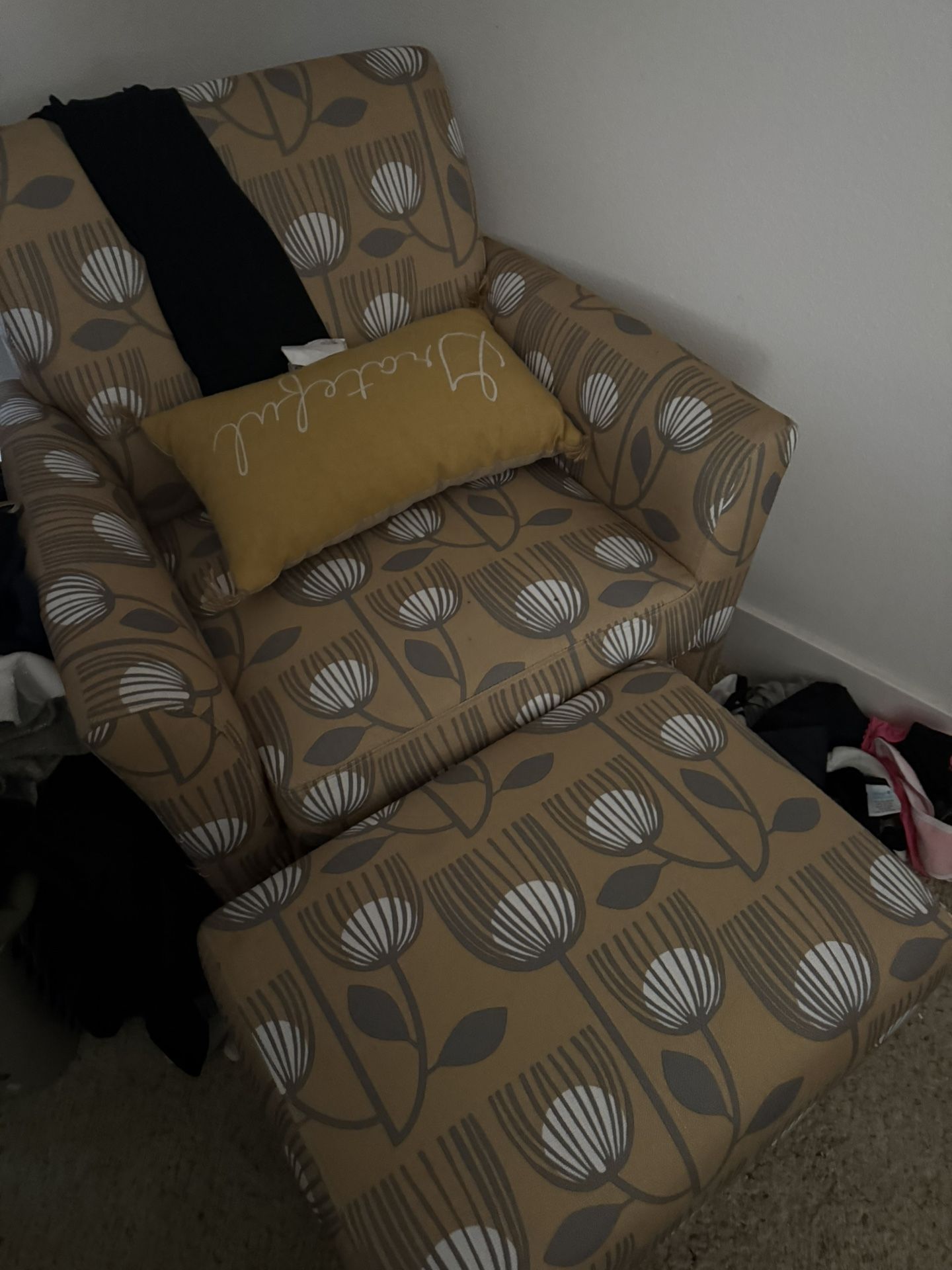 chair, Ottoman