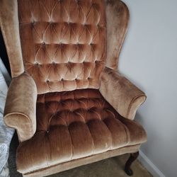 Plush Brown Armchair 