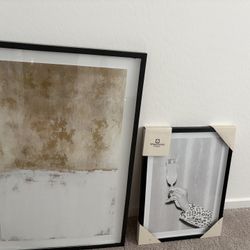 Selling Picture Decor