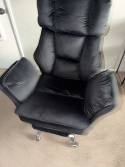 Criss Cross Chair